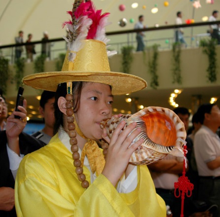 2006年上海旅游节的韩国民乐大吹打之海螺